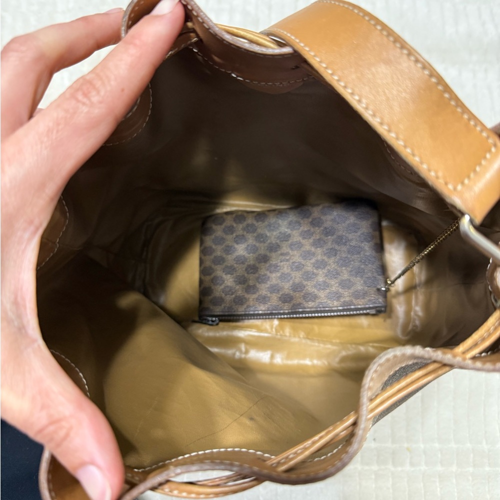 Celine vintage Brown Leather Bucket Bag - Picture 3 of 13